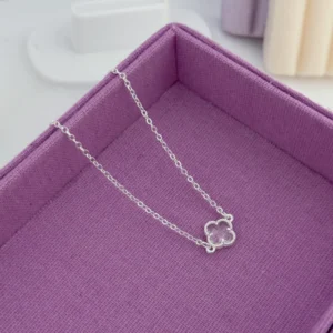 Colar trevo cristal